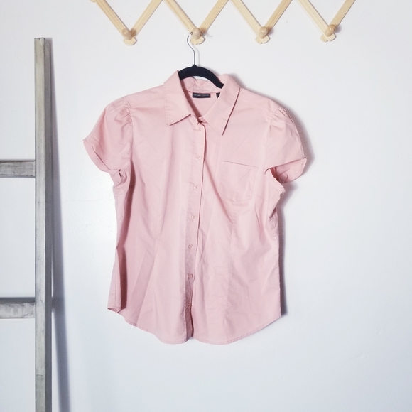 NEW YORK & COMPANY PINK BUTTON DOWN BLOUSE SIZE LARGE - Picture 1 of 15